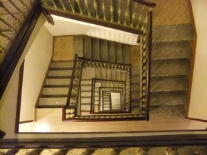 stairs-to-show-calories